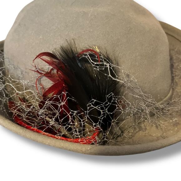 Vintage Doe Skin Wool Felt Tilt Hat Feather Net Veil Bollman USA 1940s 50s - Picture 2 of 7